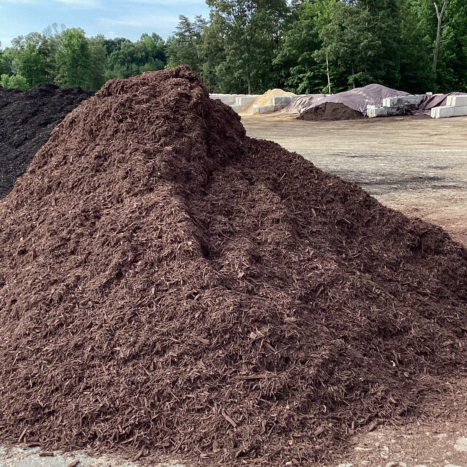 Cherry Brown Mulch | Outdoor Supply Company